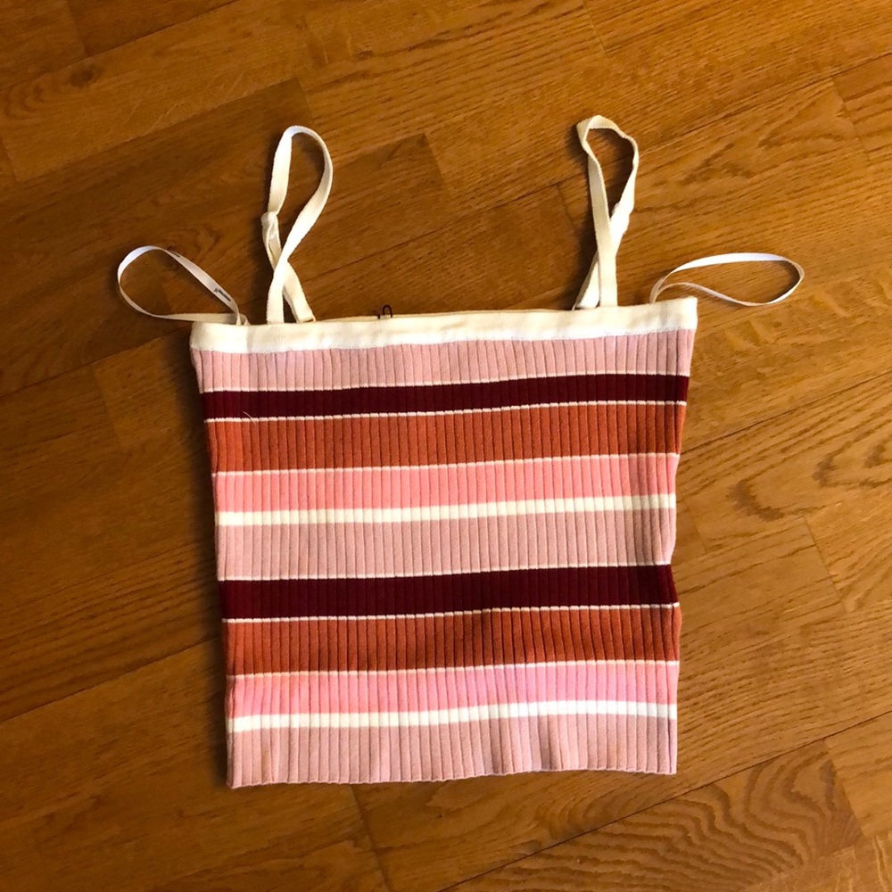 Small Shades of rose knit crop top